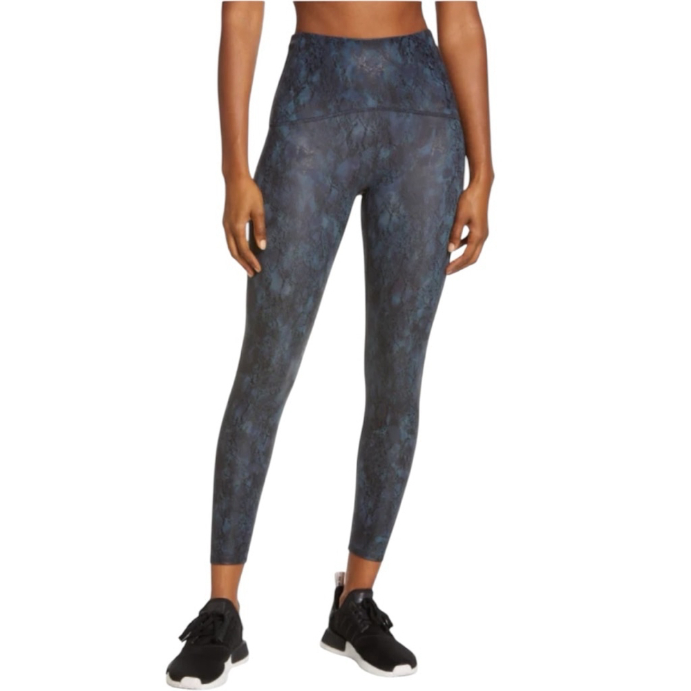 Spanx Booty Boost Active 7/8 Leggings, Navy/Black Reptile, M